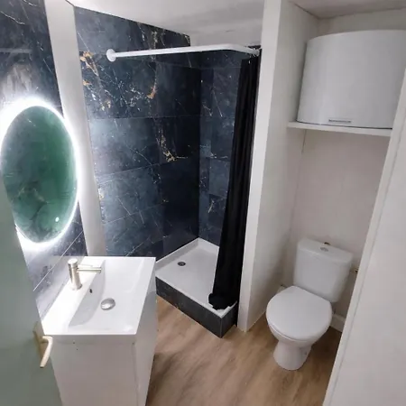 Climatise Vue شقة *